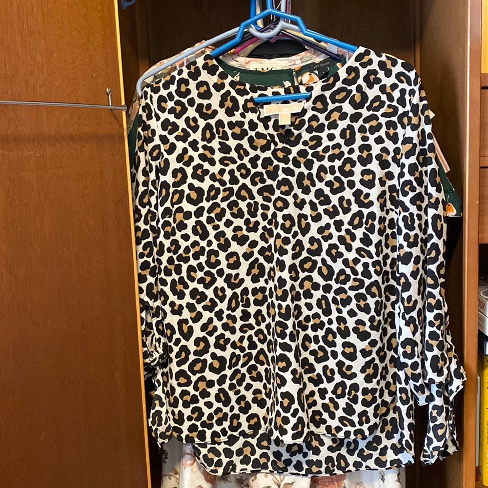 Michael Kors leopard print shirt L